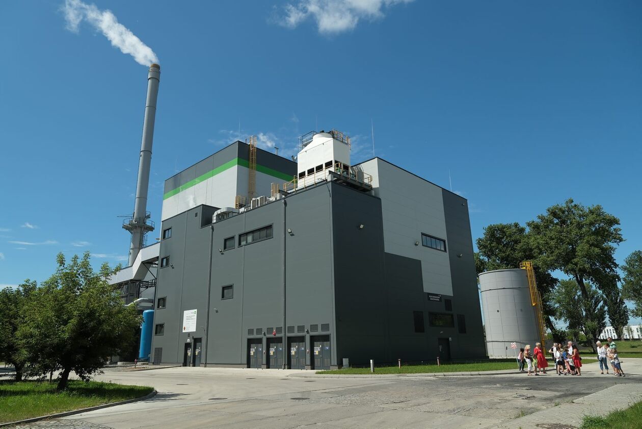  Uczestnicy projektu Lublin. Zawodowcy odwiedzili Elektrociepłownię MEGATEM (zdjęcie 2) - Autor: DW