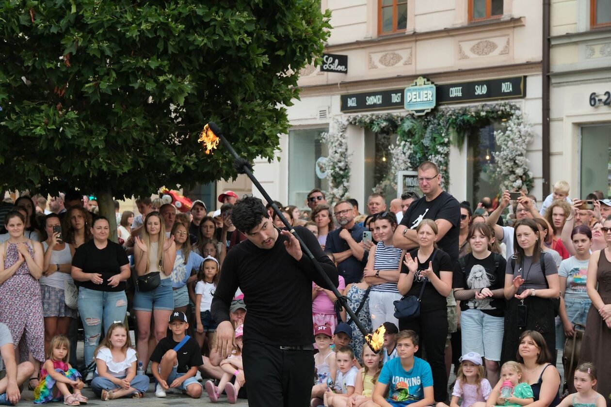  Lubelski Carnaval Sztukmistrzów dzień trzeci (zdjęcie 23) - Autor: DW