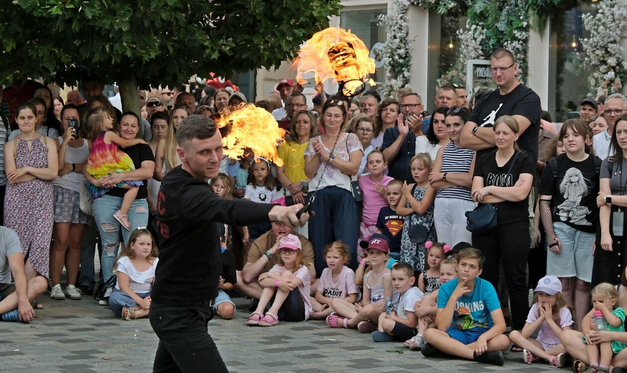  Lubelski Carnaval Sztukmistrzów dzień trzeci (zdjęcie 28) - Autor: DW