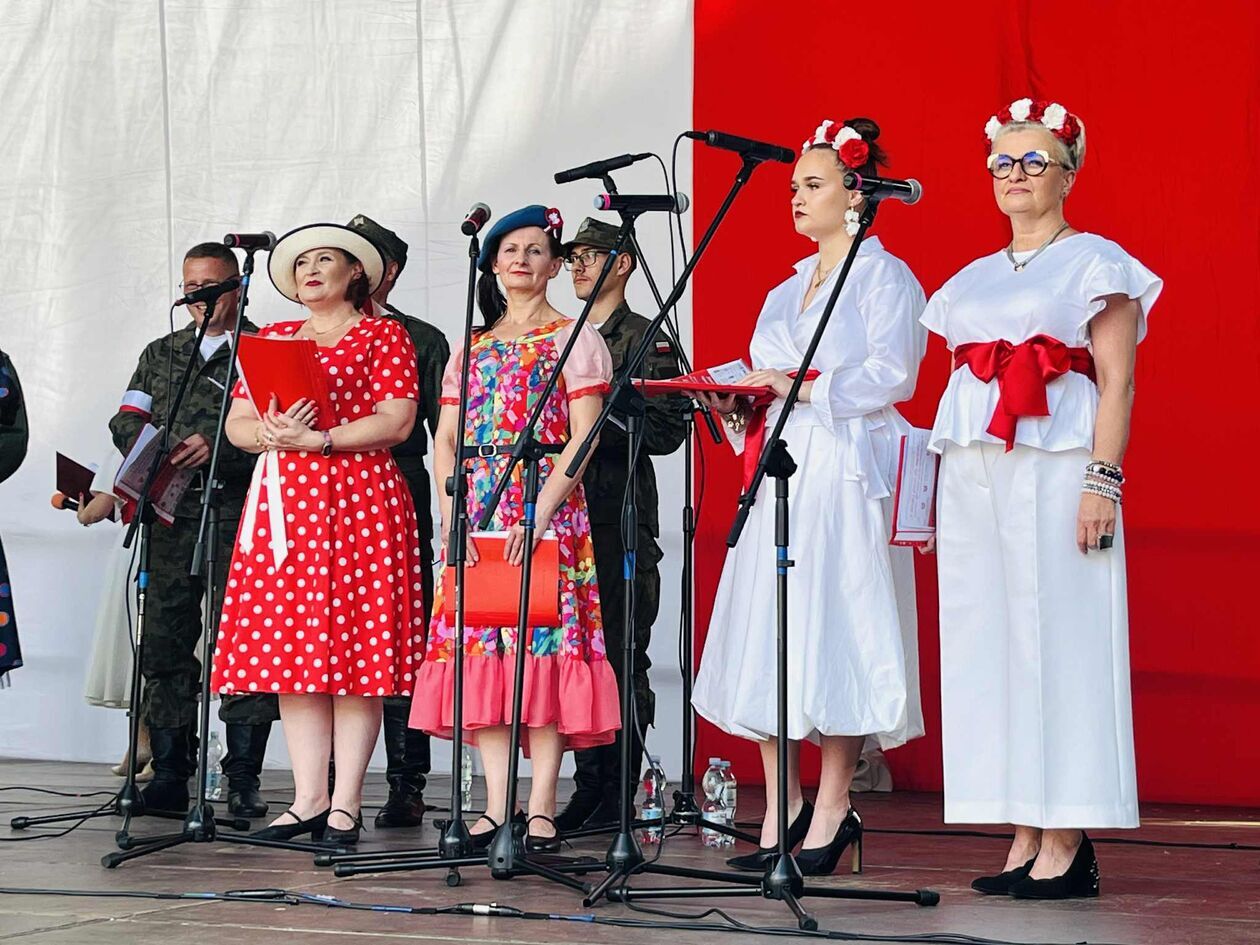  Obchody 81. rocznicy Powstania Warszawskiego w Zamościu  (zdjęcie 19) - Autor: Anna Szewc