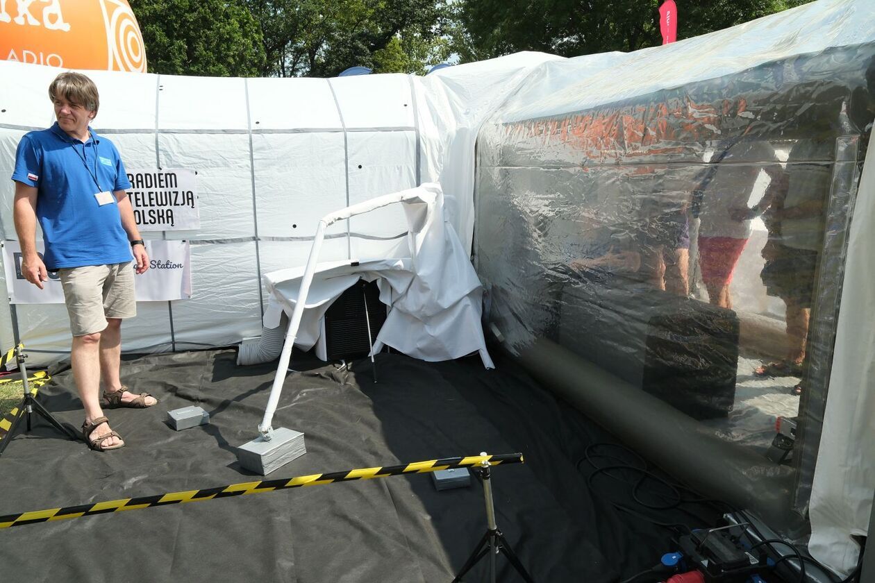  Lato z radiem i TVP - do 18.00 trwa piknik edukacyjny na Błoniach pod Zamkiem  (zdjęcie 47) - Autor: DW