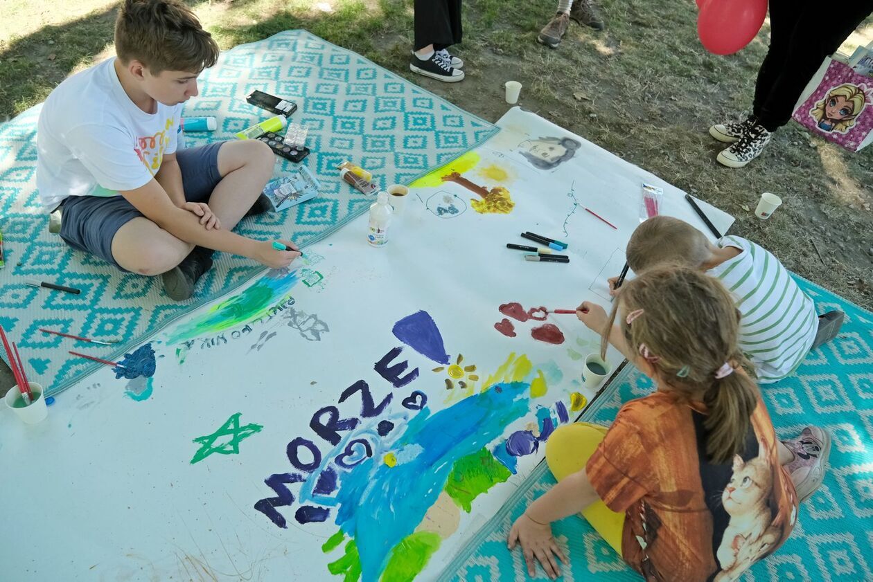  Międzynarodowy Dzień Młodzieży świętujemy na pl. Litewskim (zdjęcie 5) - Autor: DW