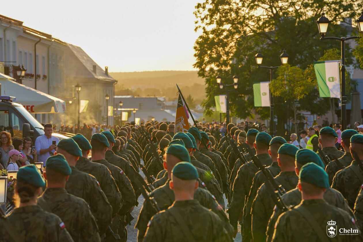  Chełm uczcił Święto Wojska Polskiego i 105. rocznicę Cudu nad Wisłą (zdjęcie 13) - Autor: Miasto Chełm/fb