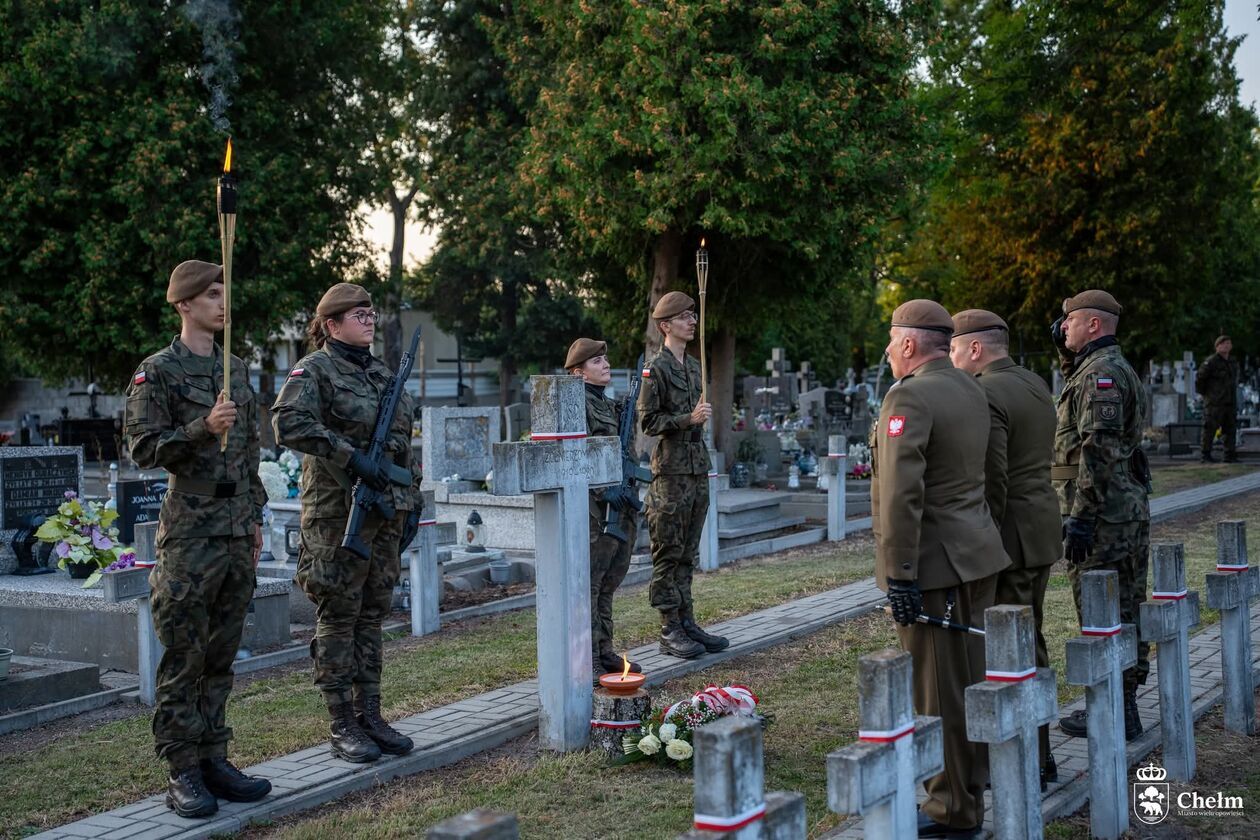  Chełm uczcił Święto Wojska Polskiego i 105. rocznicę Cudu nad Wisłą (zdjęcie 12) - Autor: Miasto Chełm/fb