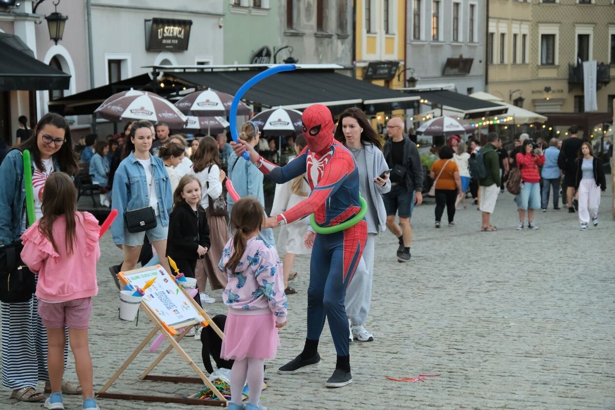  Jarmark Jagielloński rozpoczął się w Lublinie  (zdjęcie 20) - Autor: DW