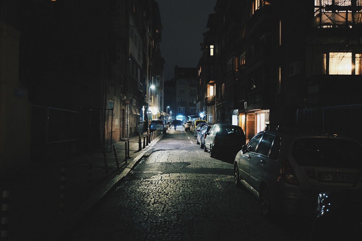  <p>Zgłoszenia w KMZB dotyczą organizacji nielegalnych wyścig&oacute;w samochodowych oraz spożywania alkoholu w miejscach niedozwolonych.</p>