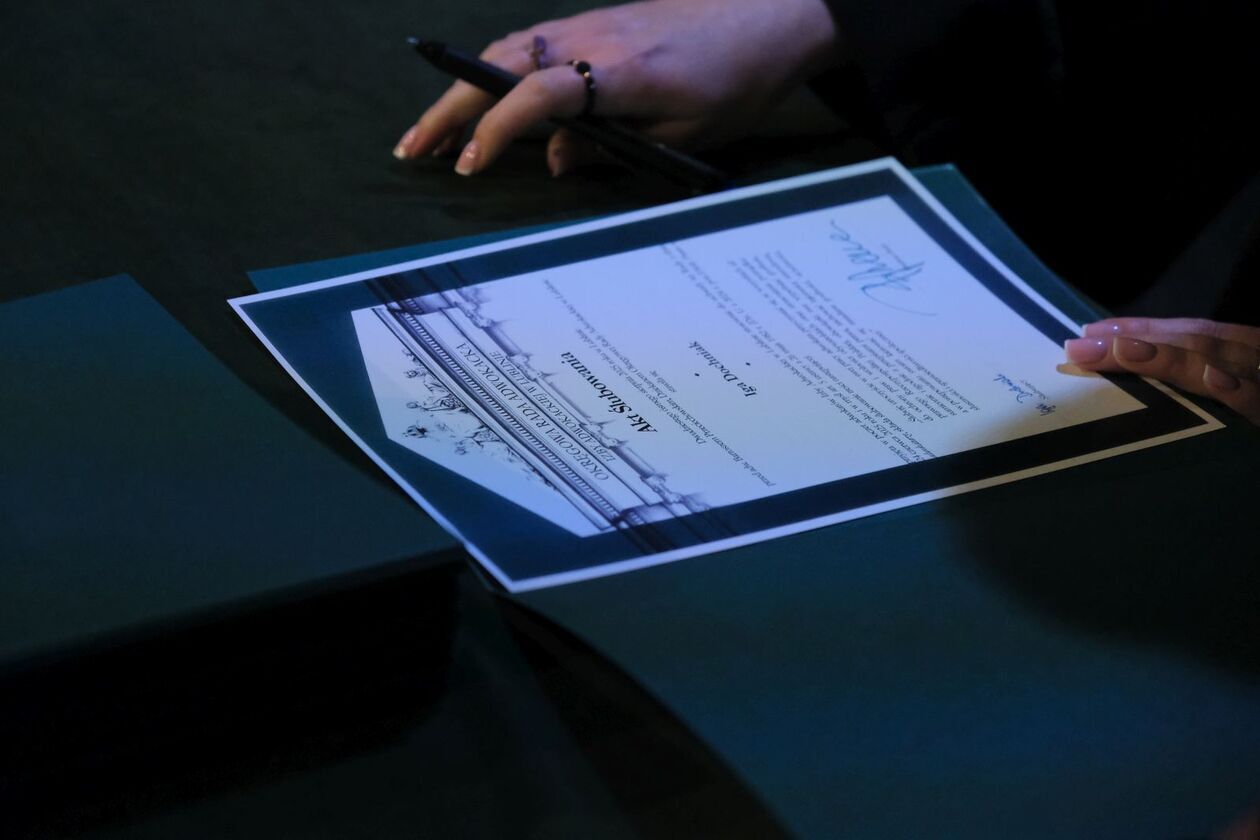  Uroczystość ślubowania adwokackiego aplikantów Izby Adwokackiej w Lublinie (zdjęcie 50) - Autor: DW