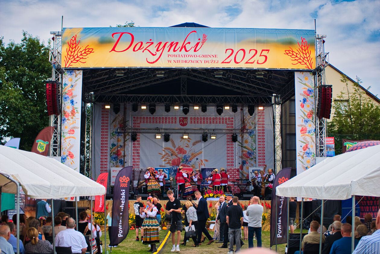 Dożynki powiatowo-gminne w Niedrzwicy Dużej