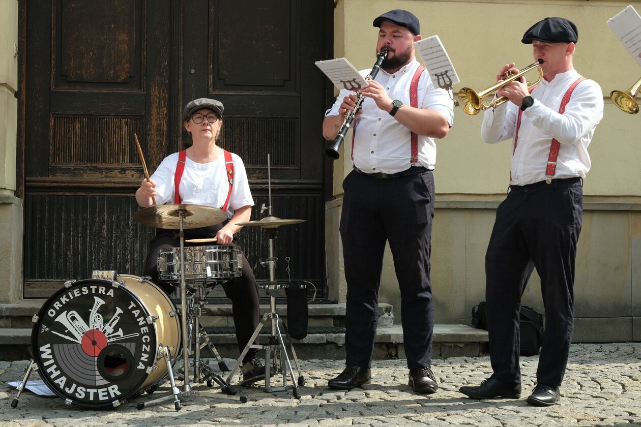  I Przegląd Tradycyjnych Orkiestr Dętych Eskapada (zdjęcie 12) - Autor: DW