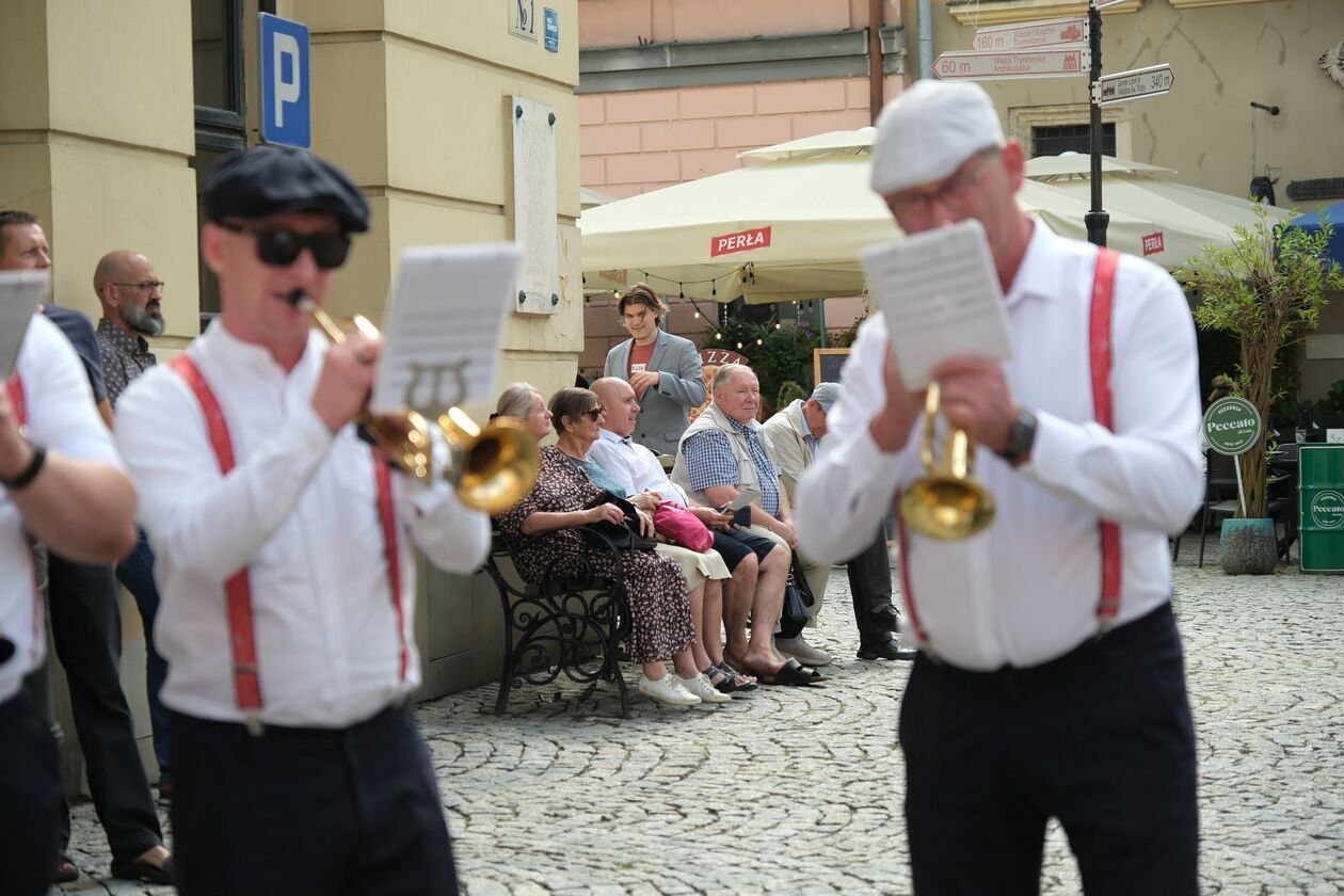   I Przegląd Tradycyjnych Orkiestr Dętych Eskapada (zdjęcie 5) - Autor: DW