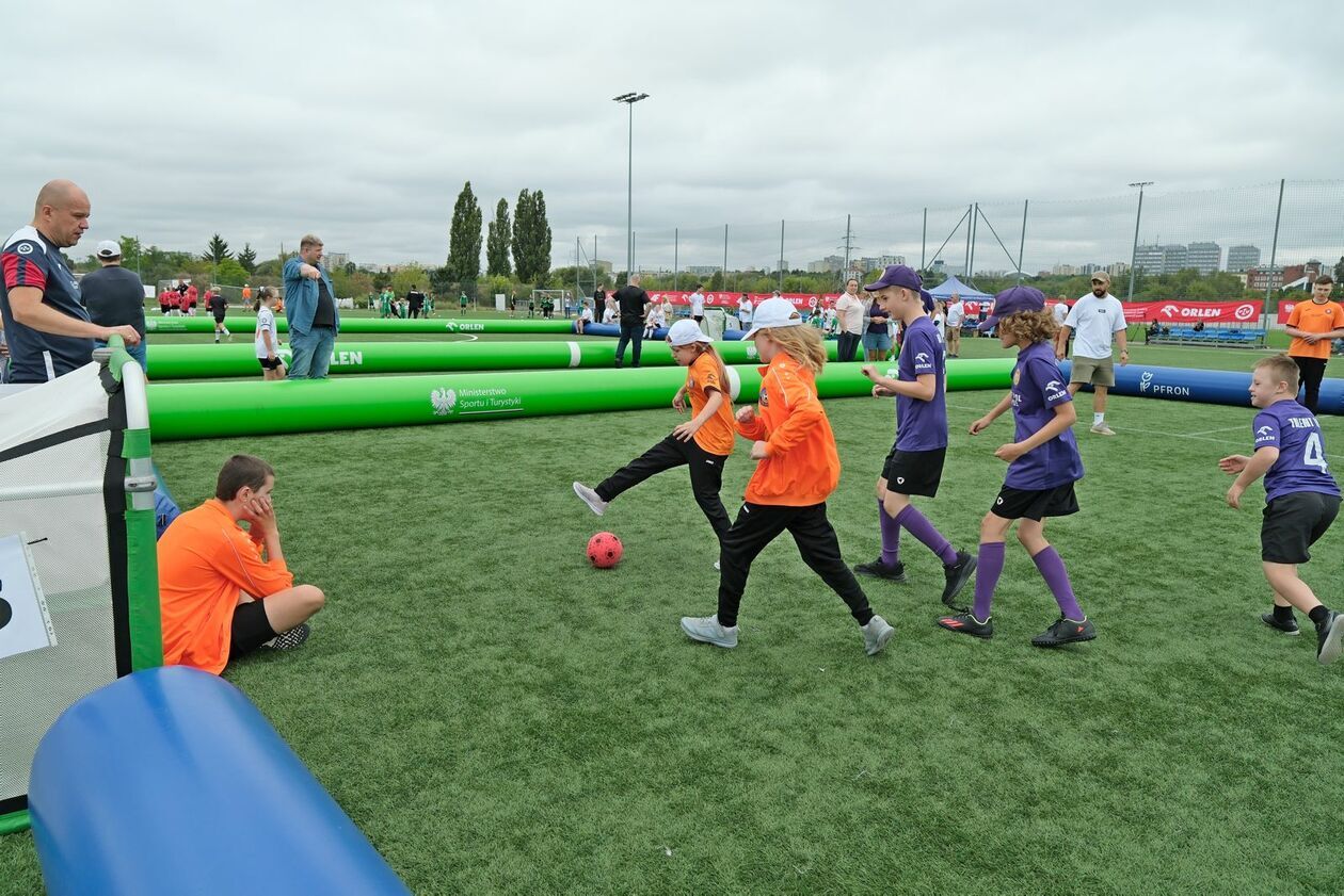  Turniej FutbolPlus - Akademia Odkrywców Sportu UMCS (zdjęcie 10) - Autor: DW