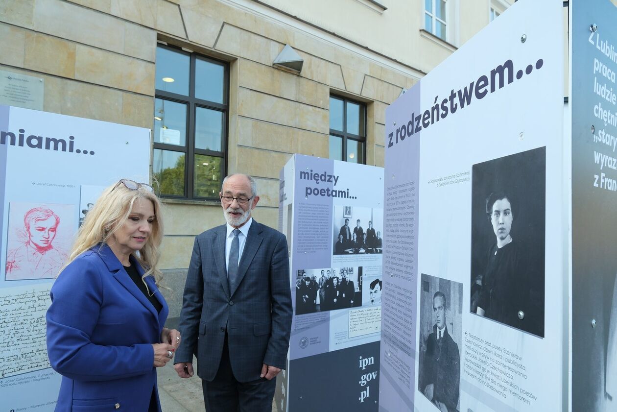 Obchody rocznicy bombardowania Lublina - uroczystość przy pomniku Józefa Czechowicza
