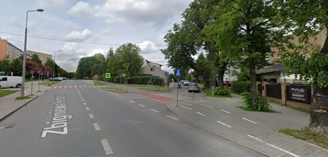  <p>6 zgłoszeń dotyczących nieprawidłowego parkowania odnotowano w okolicy skrzyżowania z ulicą Herberta.&nbsp;</p>