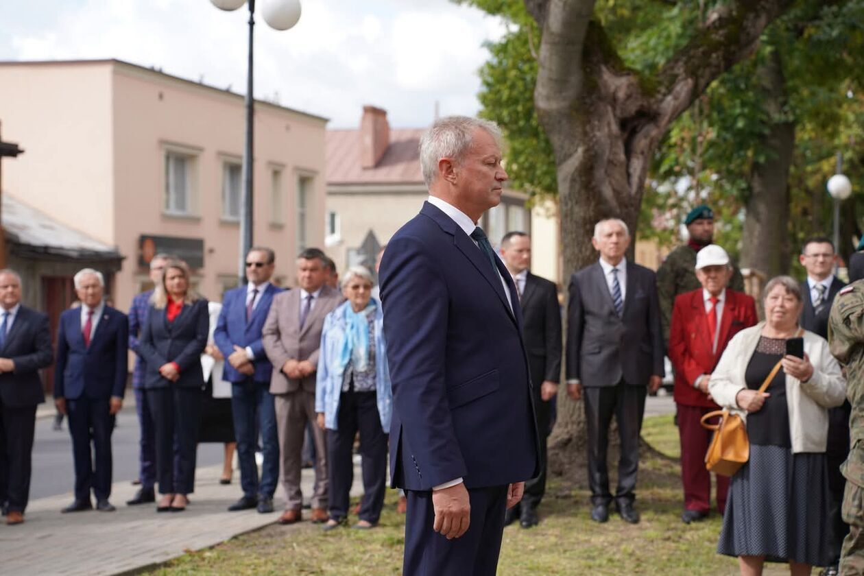  86. rocznica agresji Związku Sowieckiego na Polskę oraz Światowy Dzień Sybiraka w Chełmie  (zdjęcie 17) - Autor: Miasto Chełm/fb