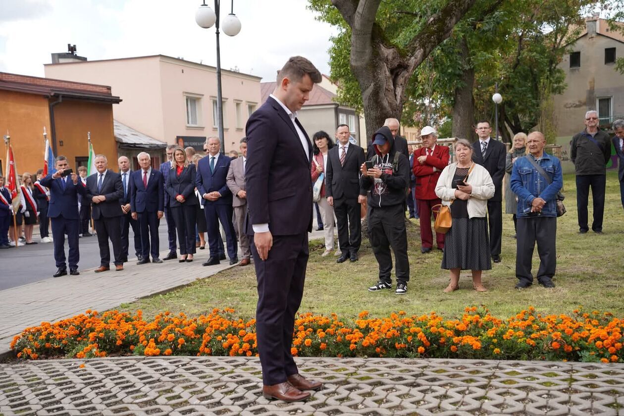  86. rocznica agresji Związku Sowieckiego na Polskę oraz Światowy Dzień Sybiraka w Chełmie  (zdjęcie 13) - Autor: Miasto Chełm/fb