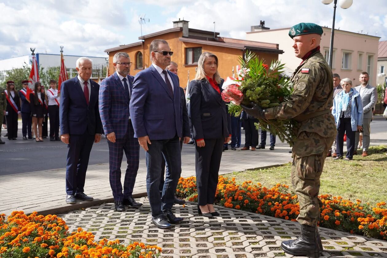  86. rocznica agresji Związku Sowieckiego na Polskę oraz Światowy Dzień Sybiraka w Chełmie  (zdjęcie 20) - Autor: Miasto Chełm/fb