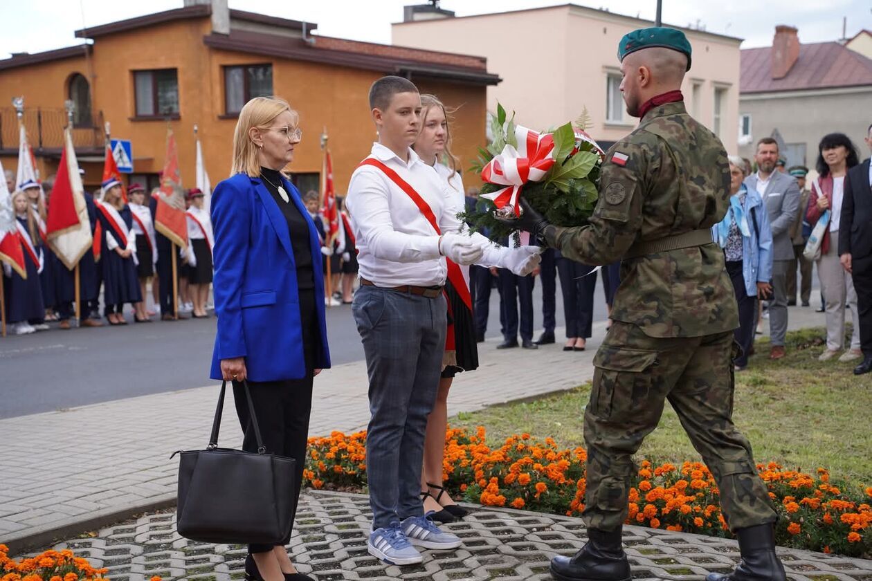  86. rocznica agresji Związku Sowieckiego na Polskę oraz Światowy Dzień Sybiraka w Chełmie  (zdjęcie 12) - Autor: Miasto Chełm/fb