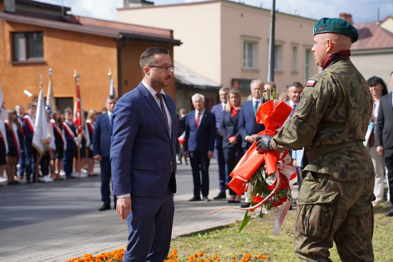  86. rocznica agresji Związku Sowieckiego na Polskę oraz Światowy Dzień Sybiraka w Chełmie  (zdjęcie 16) - Autor: Miasto Chełm/fb