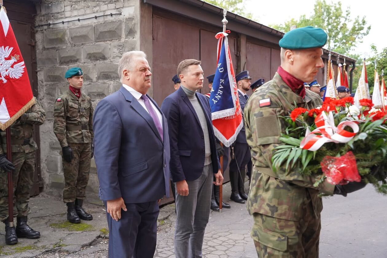  86. rocznica agresji Związku Sowieckiego na Polskę oraz Światowy Dzień Sybiraka w Chełmie  (zdjęcie 38) - Autor: Miasto Chełm/fb