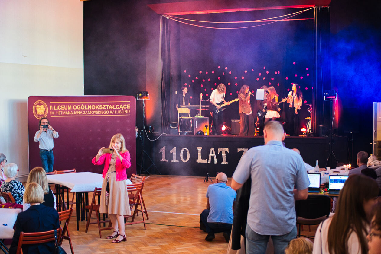  110 lecie Zamoya - spotkanie absolwentów w szkole (zdjęcie 22) - Autor: Michał Żyszkiewicz