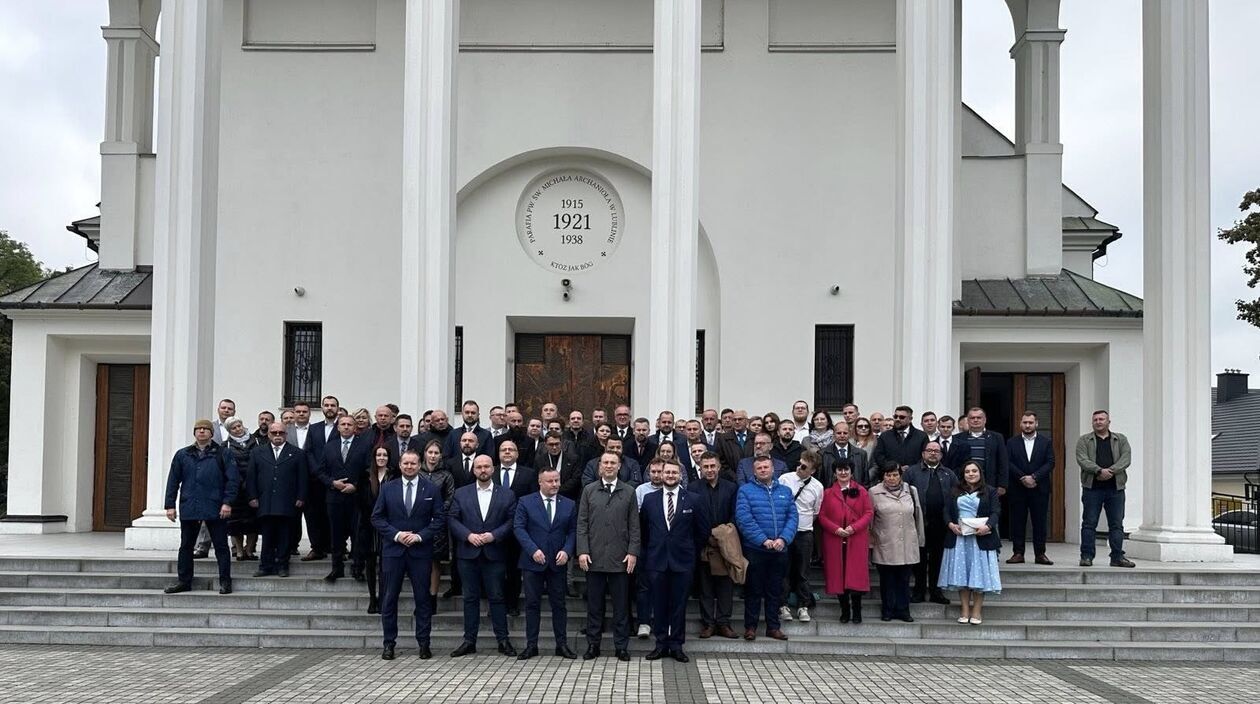  Ruch Narodowy - zjazd i nowe władze (zdjęcie 1) - Autor: Ruch Narodowy