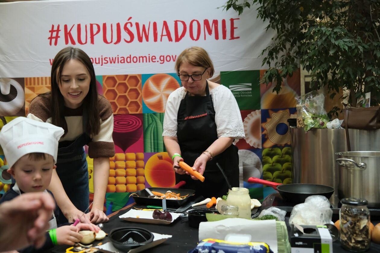  Święto Lubelskiego Serowarstwa i Mleczarstwa w galerii Gala (zdjęcie 26) - Autor: DW