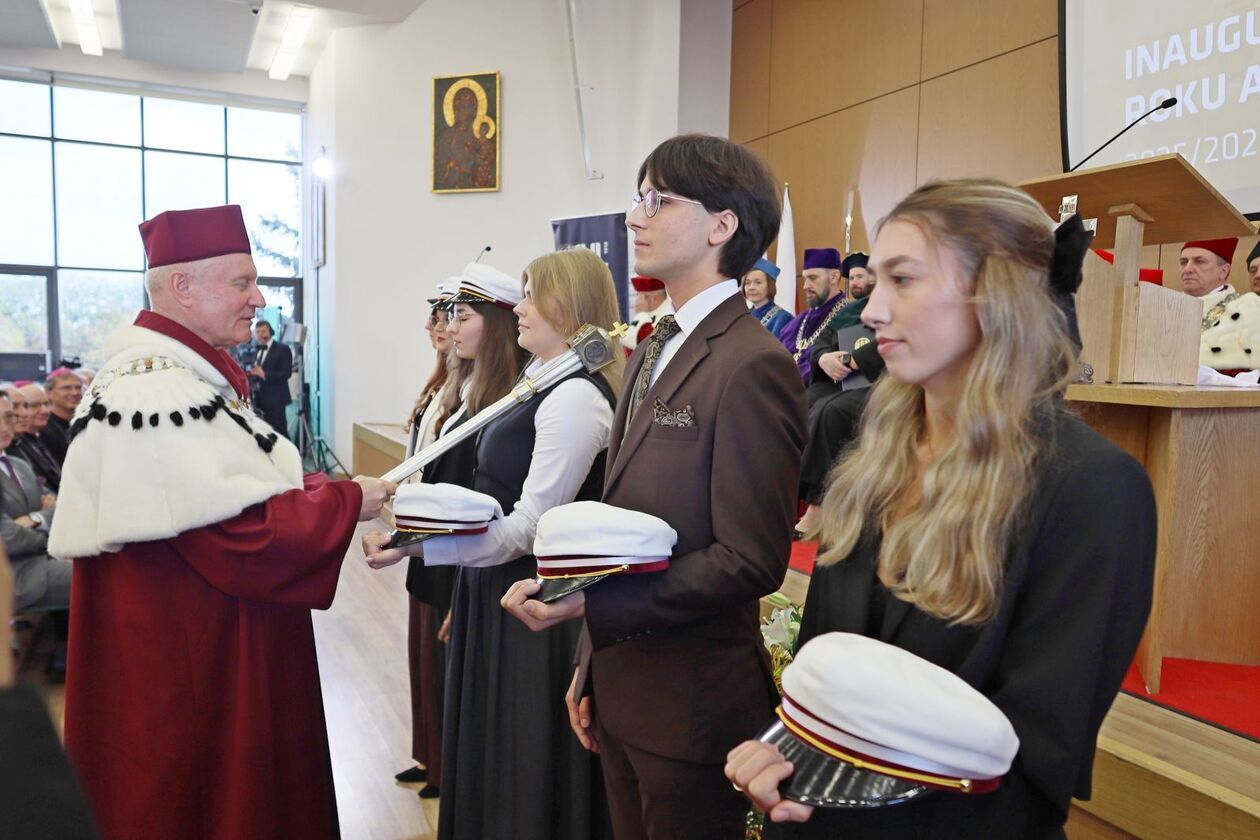  Inauguracja roku akademickiego na KUL (zdjęcie 30) - Autor: DW