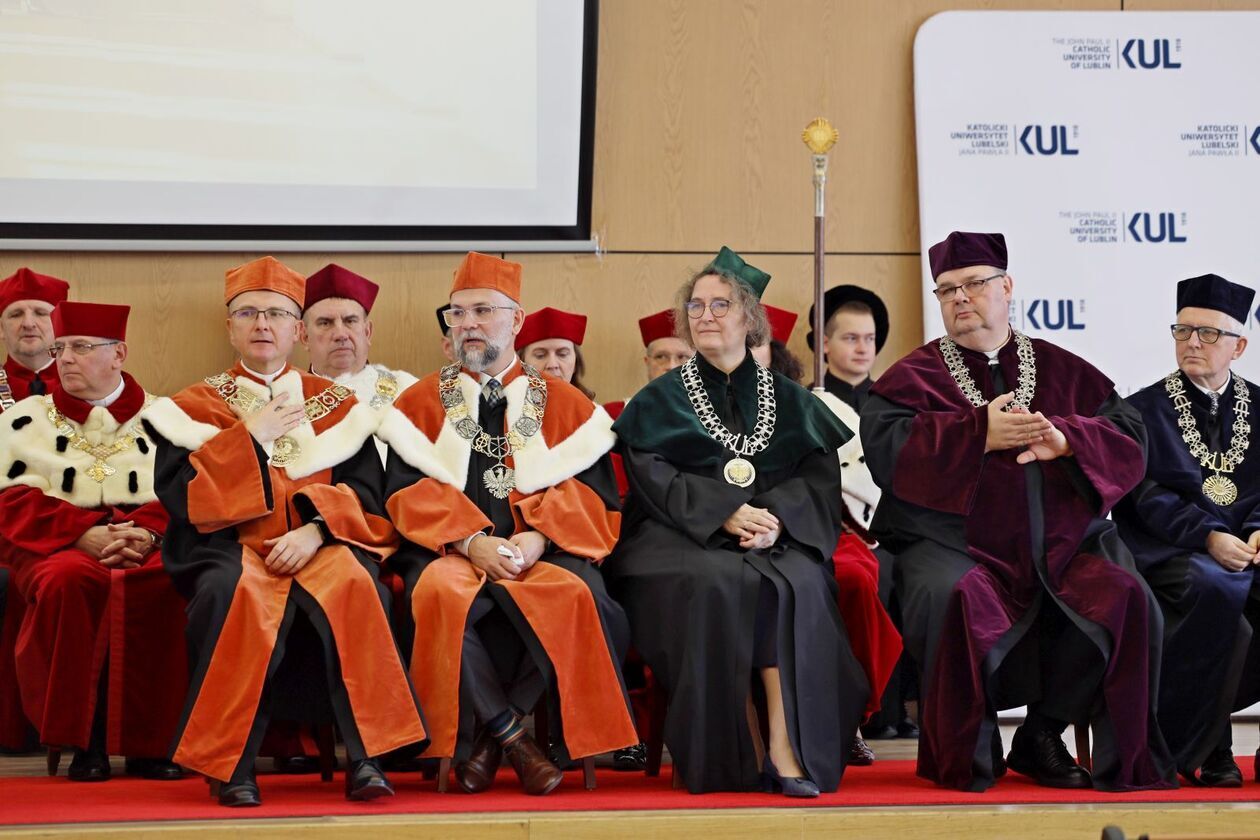  Inauguracja roku akademickiego na KUL (zdjęcie 11) - Autor: DW