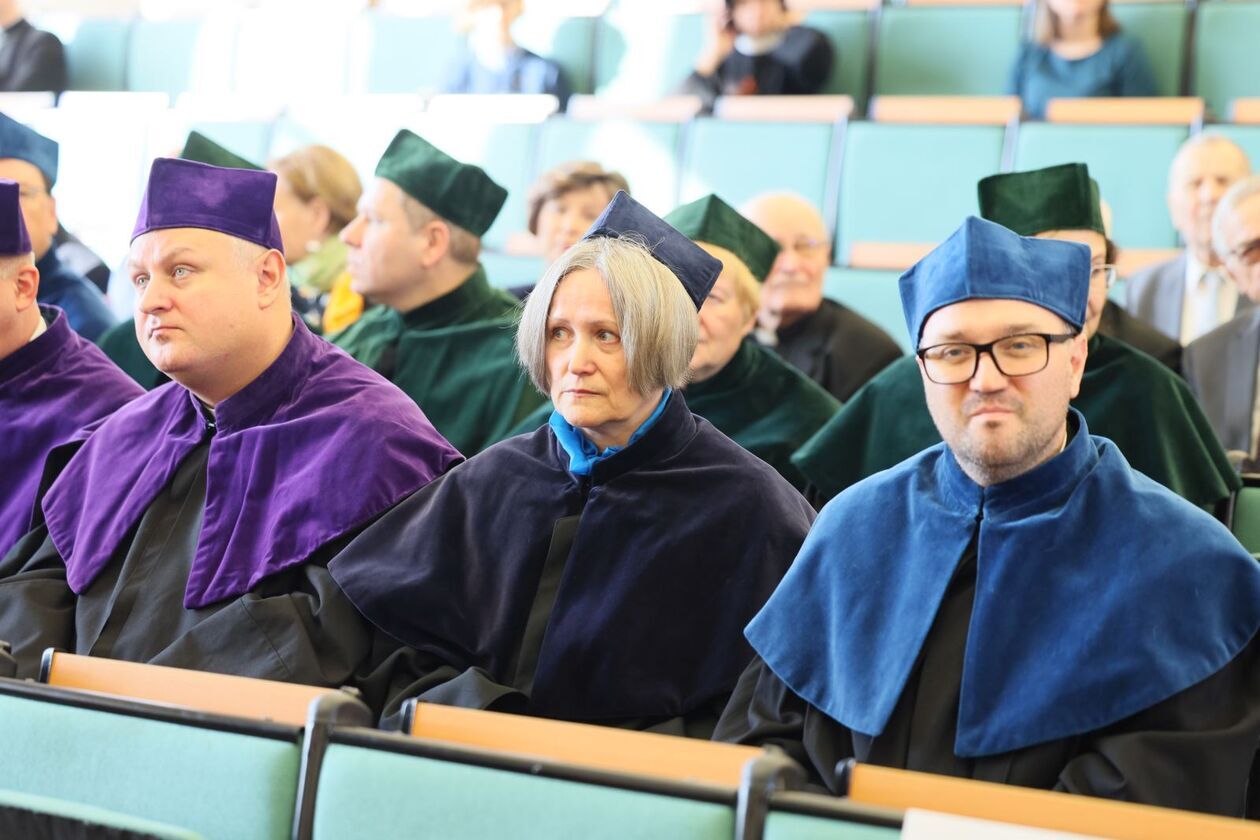  Inauguracja roku akademickiego na KUL (zdjęcie 4) - Autor: DW