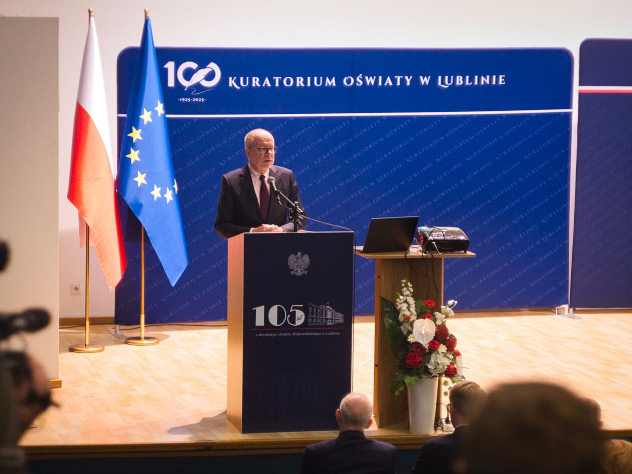  Wręczenie odznaczeń i nagród Ministra Edukacji Narodowej i Lubelskiego Kuratora Oświaty  (zdjęcie 7) - Autor: Michał Żyszkiewicz