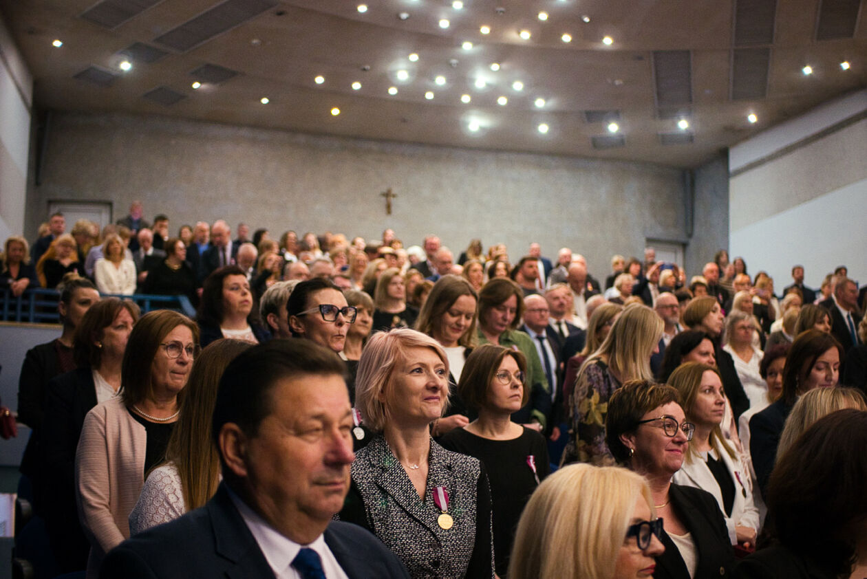  Wręczenie odznaczeń i nagród Ministra Edukacji Narodowej i Lubelskiego Kuratora Oświaty  (zdjęcie 27) - Autor: Michał Żyszkiewicz