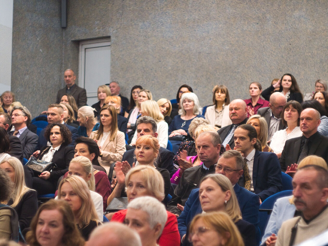  Wręczenie odznaczeń i nagród Ministra Edukacji Narodowej i Lubelskiego Kuratora Oświaty  (zdjęcie 19) - Autor: Michał Żyszkiewicz