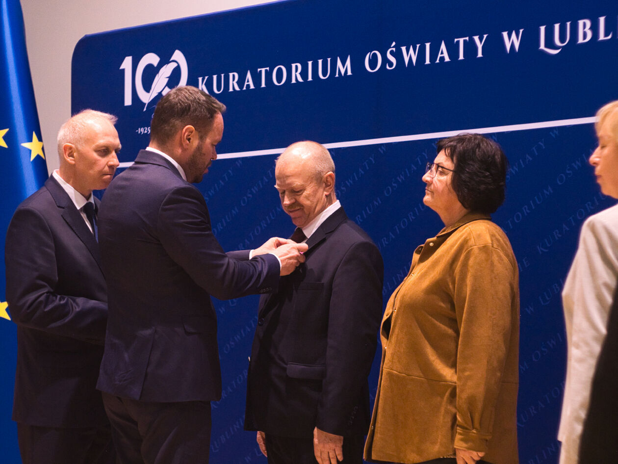  Wręczenie odznaczeń i nagród Ministra Edukacji Narodowej i Lubelskiego Kuratora Oświaty  (zdjęcie 40) - Autor: Michał Żyszkiewicz