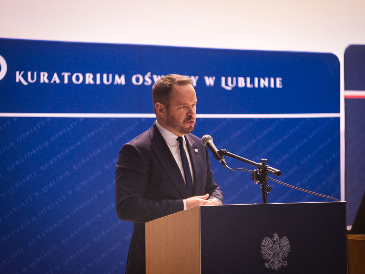  Wręczenie odznaczeń i nagród Ministra Edukacji Narodowej i Lubelskiego Kuratora Oświaty  (zdjęcie 11) - Autor: Michał Żyszkiewicz