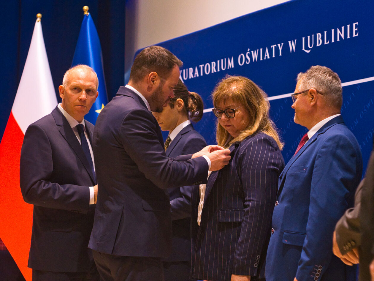  Wręczenie odznaczeń i nagród Ministra Edukacji Narodowej i Lubelskiego Kuratora Oświaty  (zdjęcie 47) - Autor: Michał Żyszkiewicz