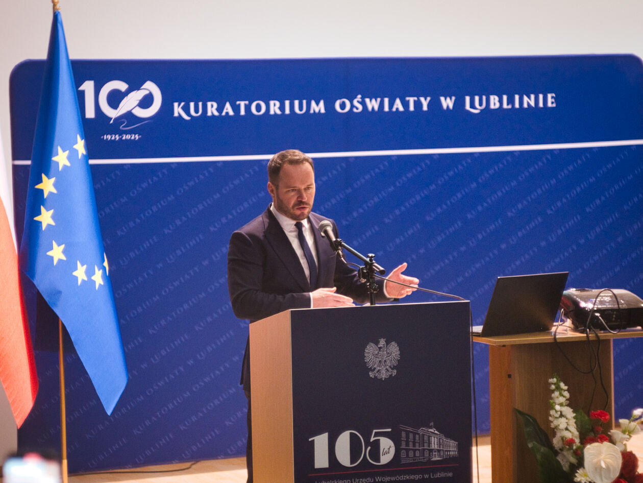  Wręczenie odznaczeń i nagród Ministra Edukacji Narodowej i Lubelskiego Kuratora Oświaty  (zdjęcie 13) - Autor: Michał Żyszkiewicz