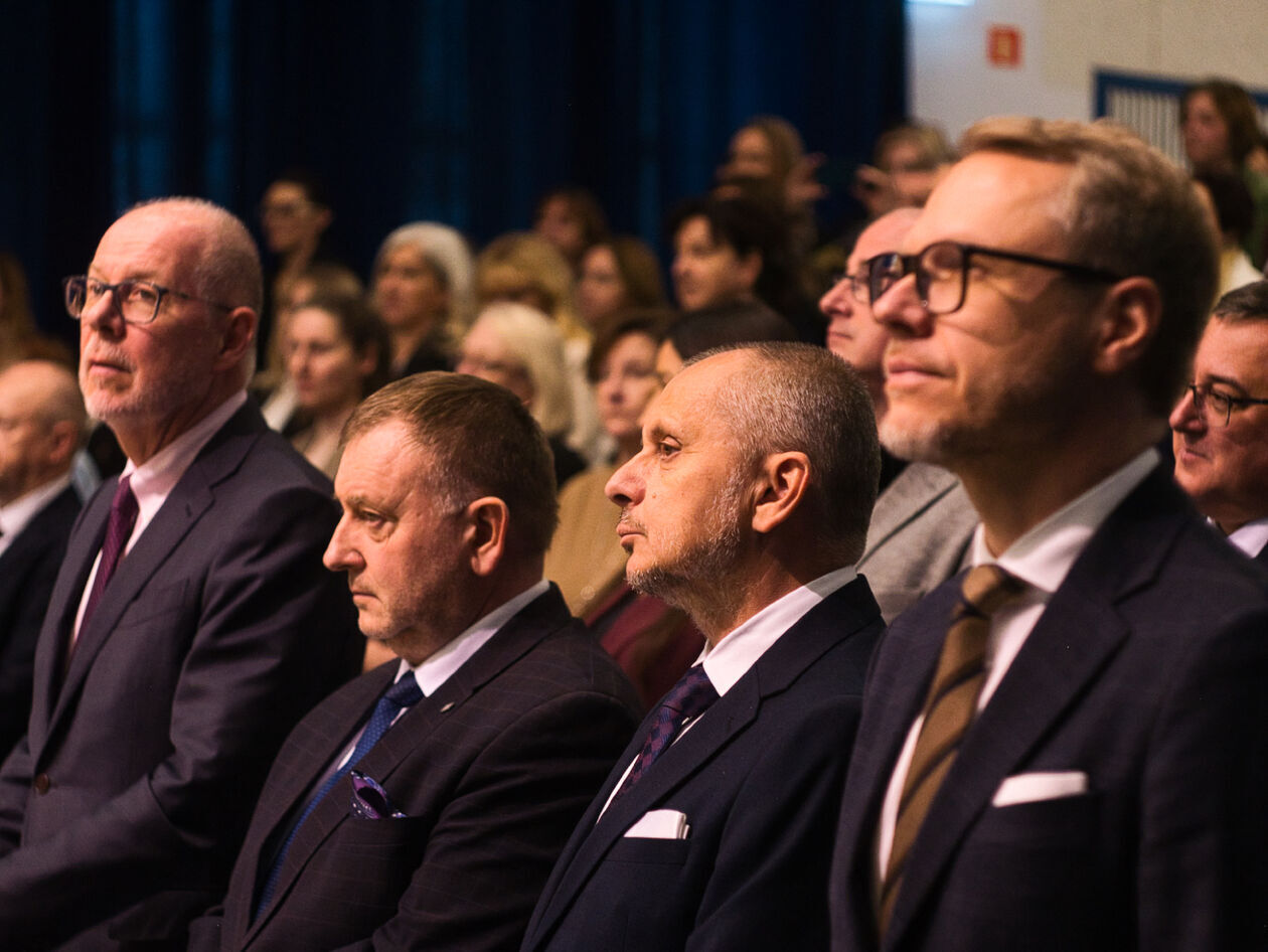  Wręczenie odznaczeń i nagród Ministra Edukacji Narodowej i Lubelskiego Kuratora Oświaty  (zdjęcie 39) - Autor: Michał Żyszkiewicz