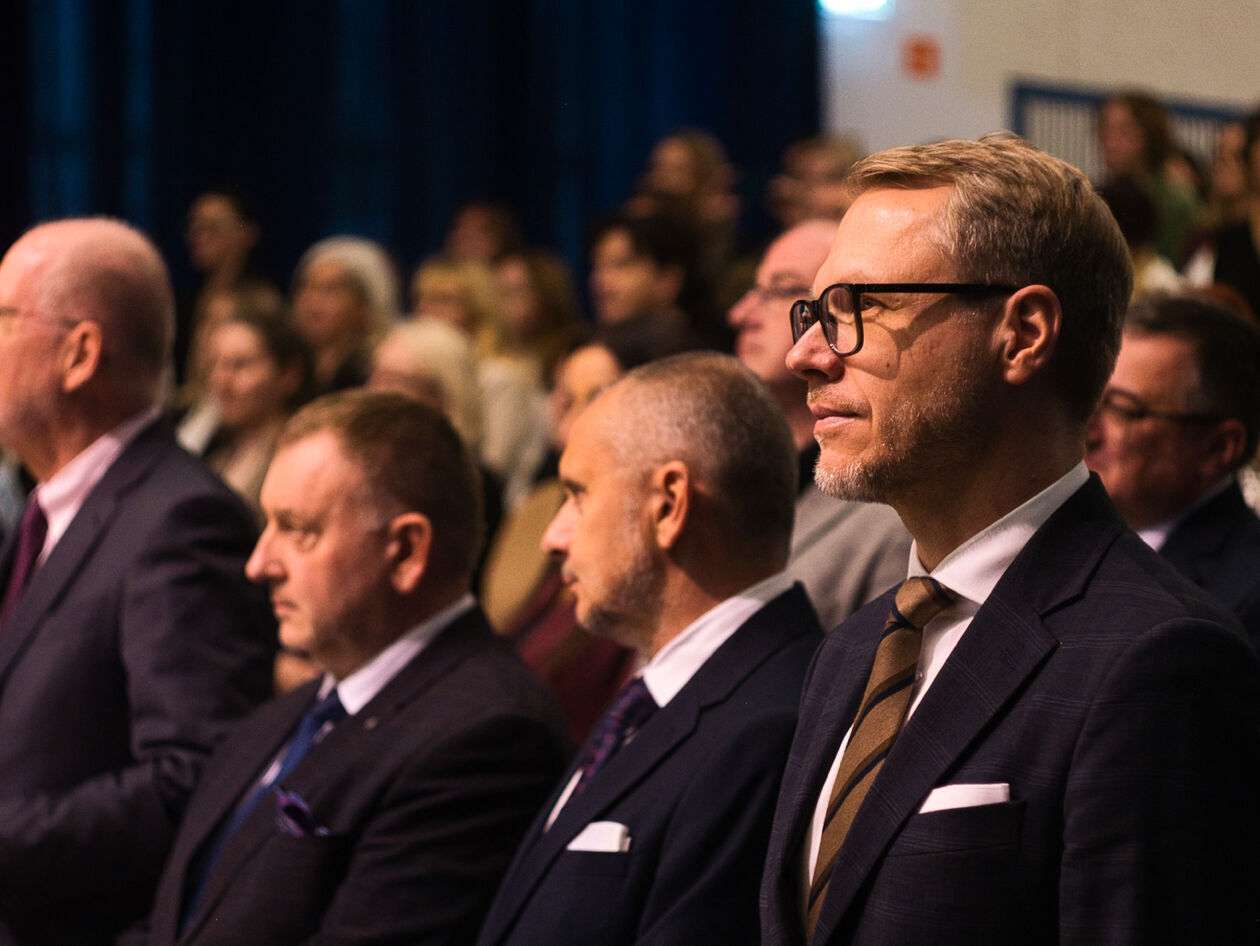  Wręczenie odznaczeń i nagród Ministra Edukacji Narodowej i Lubelskiego Kuratora Oświaty  (zdjęcie 38) - Autor: Michał Żyszkiewicz