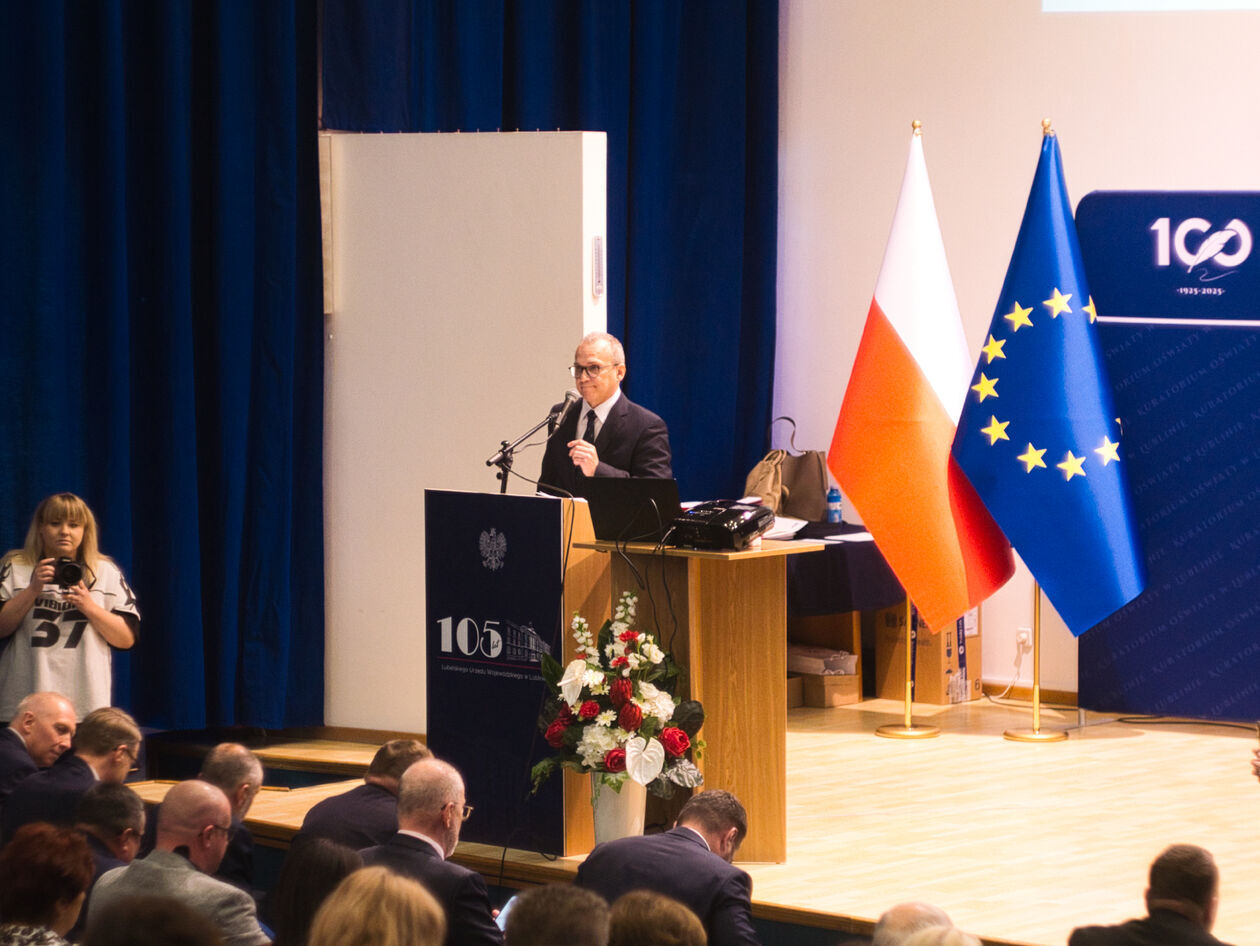  Wręczenie odznaczeń i nagród Ministra Edukacji Narodowej i Lubelskiego Kuratora Oświaty  (zdjęcie 25) - Autor: Michał Żyszkiewicz