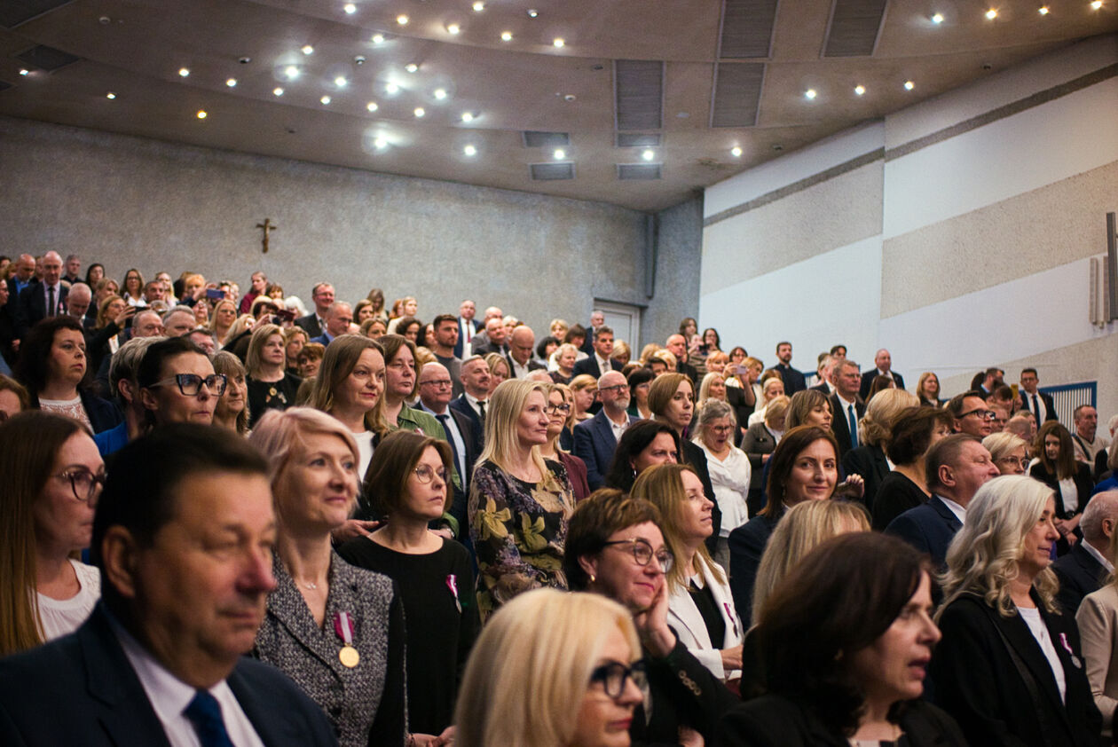  Wręczenie odznaczeń i nagród Ministra Edukacji Narodowej i Lubelskiego Kuratora Oświaty  (zdjęcie 28) - Autor: Michał Żyszkiewicz