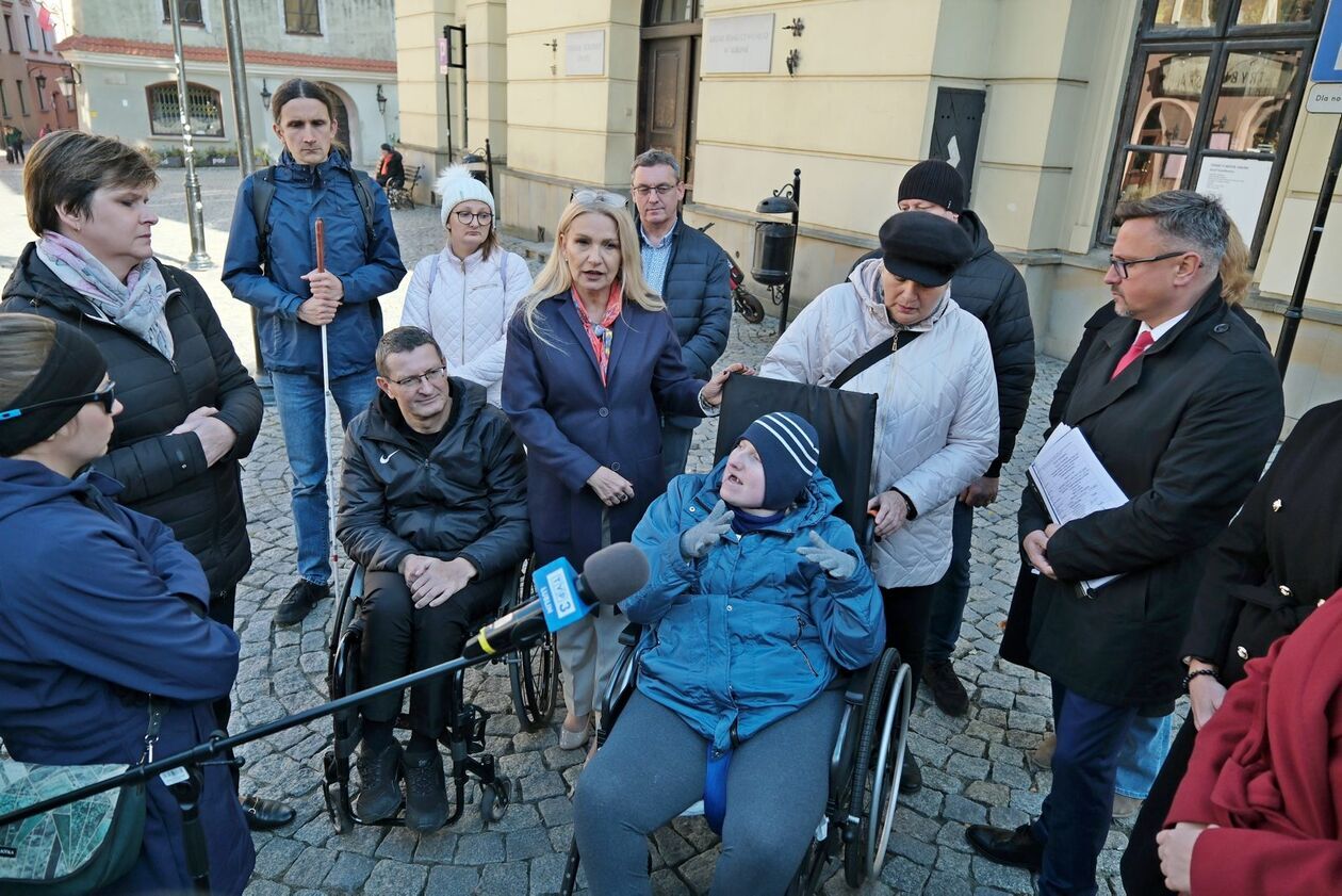  Konferencja prasowa dotycząca budżetu obywatelskiego (zdjęcie 10) - Autor: DW
