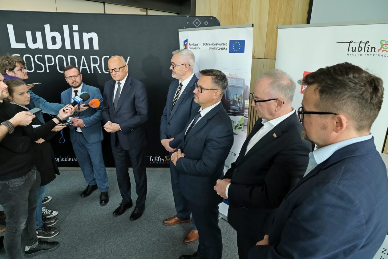  Lubelskie MPK dostanie nowe przegubowce Solarisa (zdjęcie 2) - Autor: DW