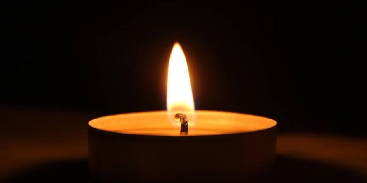  <p class="NormalSrodtytul"><span style="mso-ansi-language: PL;">Andrzej Perczyński</span></p>
<p class="MsoNormal"><span style="mso-ansi-language: PL;">Były żużlowiec RKS Motor. Popularny &bdquo;Perczyna&rdquo; w&nbsp;barwach klubu z&nbsp;Lublina startował w&nbsp;latach 1966-1973. W&nbsp;tym czasie wystąpił w&nbsp;94 meczach i&nbsp;zapisał na swoim koncie 412,5 punktu. Urodził się w&nbsp;1944 roku. Swoją karierę w&nbsp;sportach motorowych rozpoczął 20 lat p&oacute;źniej. Startował na żużlu, ale r&oacute;wnież w&nbsp;motocrossie, rajdach motocyklowych, wyścigach ulicznych czy w&nbsp;kartingu. W&nbsp;1969 r. wystąpił w&nbsp;finale Indywidualnych Mistrzostw Polski. W&nbsp;Rybniku zdobył jeden punkt i&nbsp;zajął ostatecznie szesnastce miejsce. Zmarł 28 sierpnia. Miał 81 lat.</span></p>