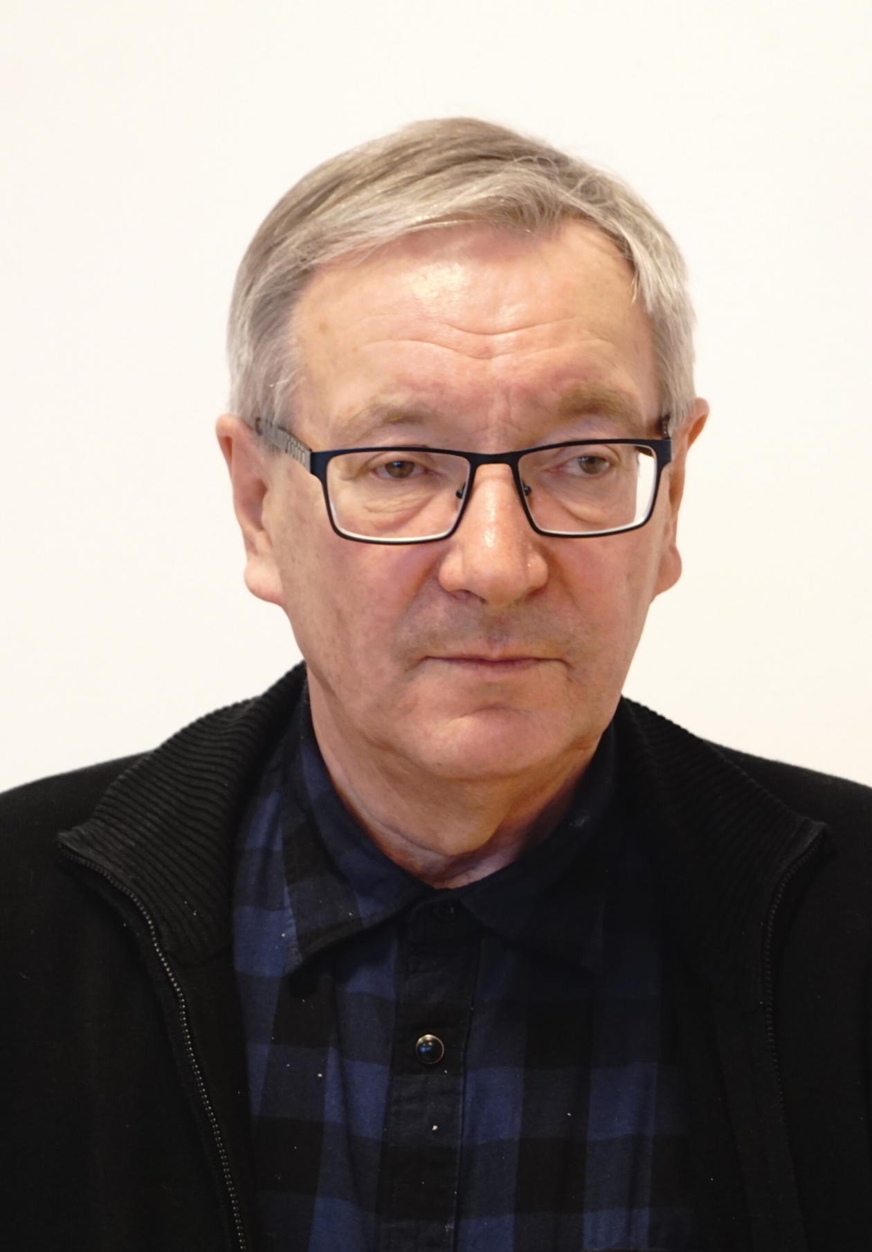  <p class="NormalSrodtytul"><span style="mso-ansi-language: PL;">Prof. Witold Rzymowski</span></p>
<p class="MsoNormal"><span style="mso-ansi-language: PL;">Wybitny matematyk i&nbsp;nauczyciel akademicki, związany z&nbsp;lubelskimi uczelniami &ndash;&nbsp;UMCS-em, KUL-em i&nbsp;Politechniką Lubelską. Został odznaczony Złotym Krzyżem Zasługi. Zmarł <span class="Bold"><span style="border: none;"><span style="border: none;">20 maja</span></span></span>. </span></p>