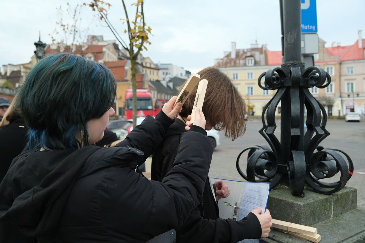   Misterium pt. Lublin. Fuga śmierci. przygotowana przez Teatr NN (zdjęcie 5) - Autor: DW