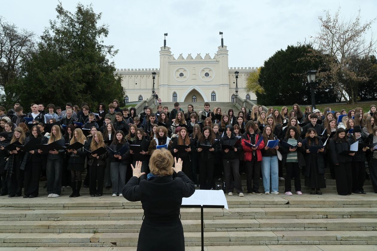  Misterium pt. Lublin. Fuga śmierci. przygotowana przez Teatr NN (zdjęcie 2) - Autor: DW