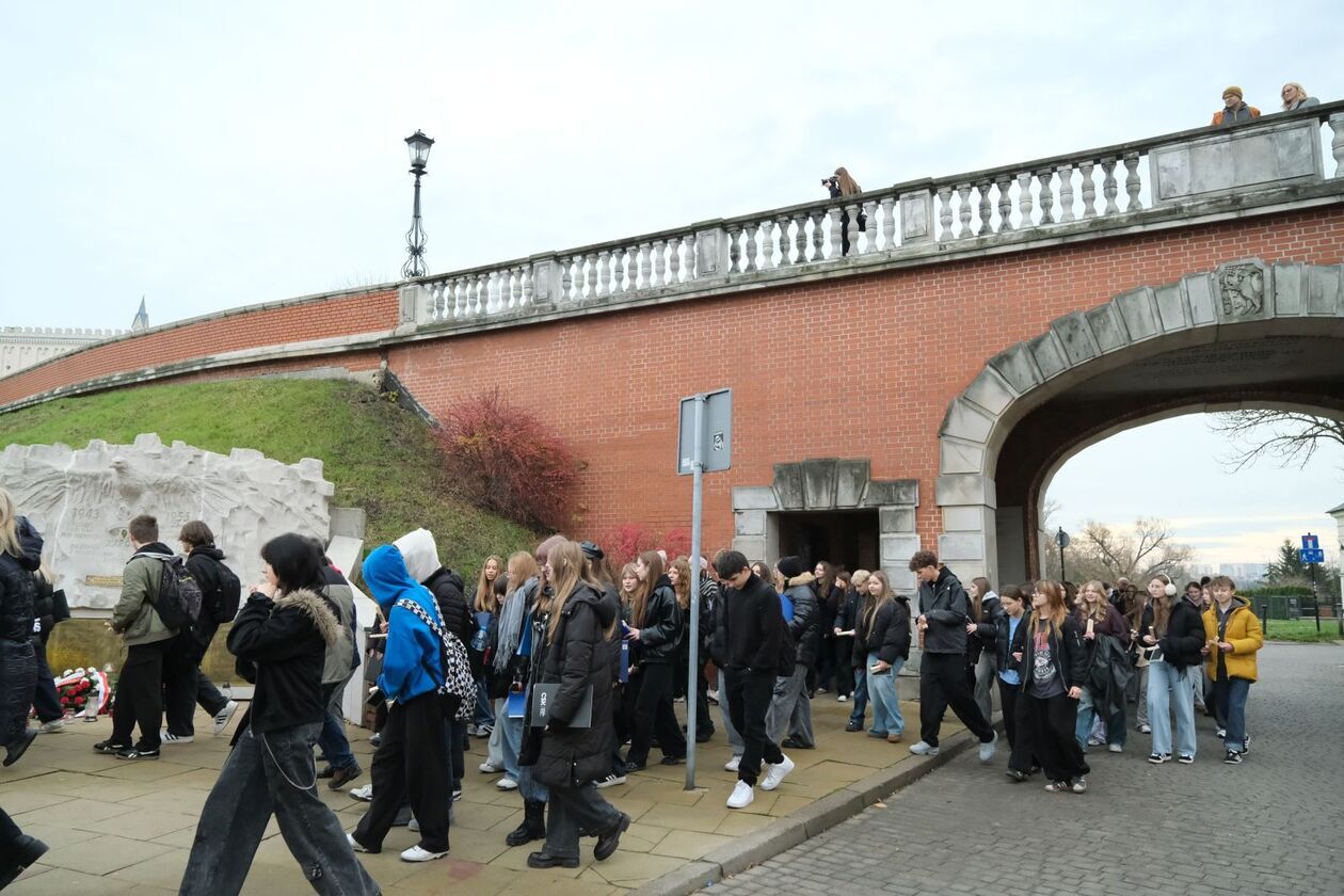   Misterium pt. Lublin. Fuga śmierci. przygotowana przez Teatr NN (zdjęcie 17) - Autor: DW