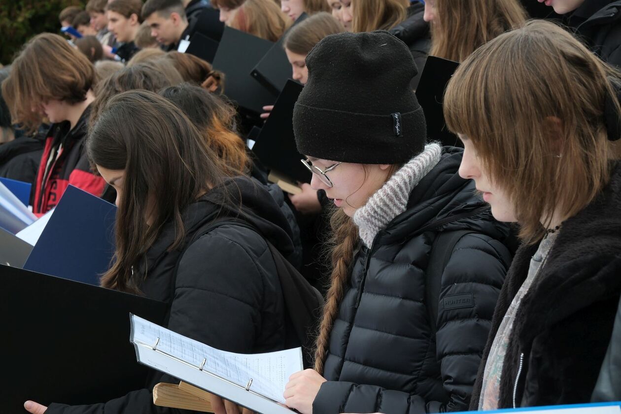   Misterium pt. Lublin. Fuga śmierci. przygotowana przez Teatr NN (zdjęcie 25) - Autor: DW