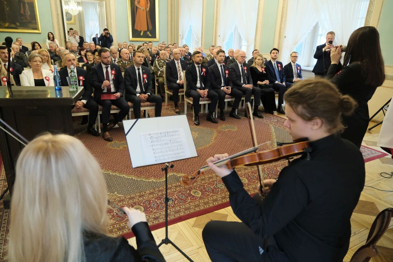 Świętujemy Dzień Niepodległości: uroczysta sesja Rady Miasta Lublin w Trybunale Koronnym - Autor: DW