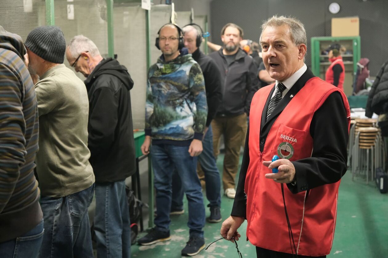  Zawody strzeleckie o Puchar Niepodległości (zdjęcie 4) - Autor: DW